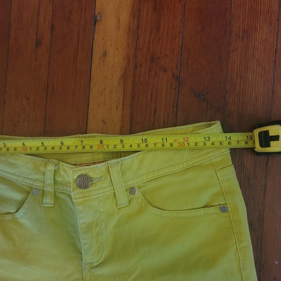 Tory Burch Cropped Jean Neon Yellow - sz 25 - Picture 7 of 8